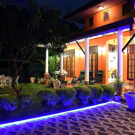 One And Only Apartment Negombo Kültér fotó